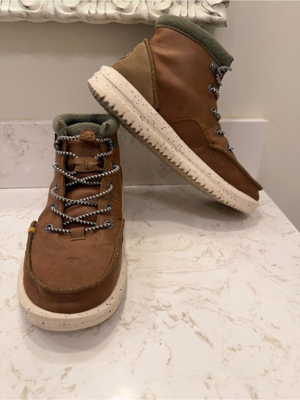 Hey Dude Youth Bradley Boot 6 - Picture 2 of 10